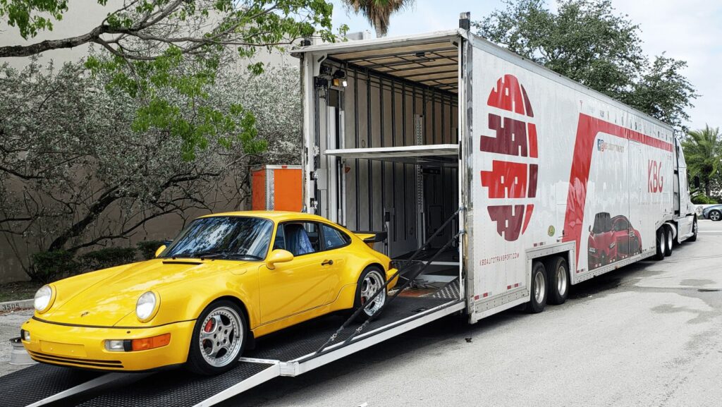 Pennsylvania Car Shipping in Enclosed Trailer – Here’s What You Should Know