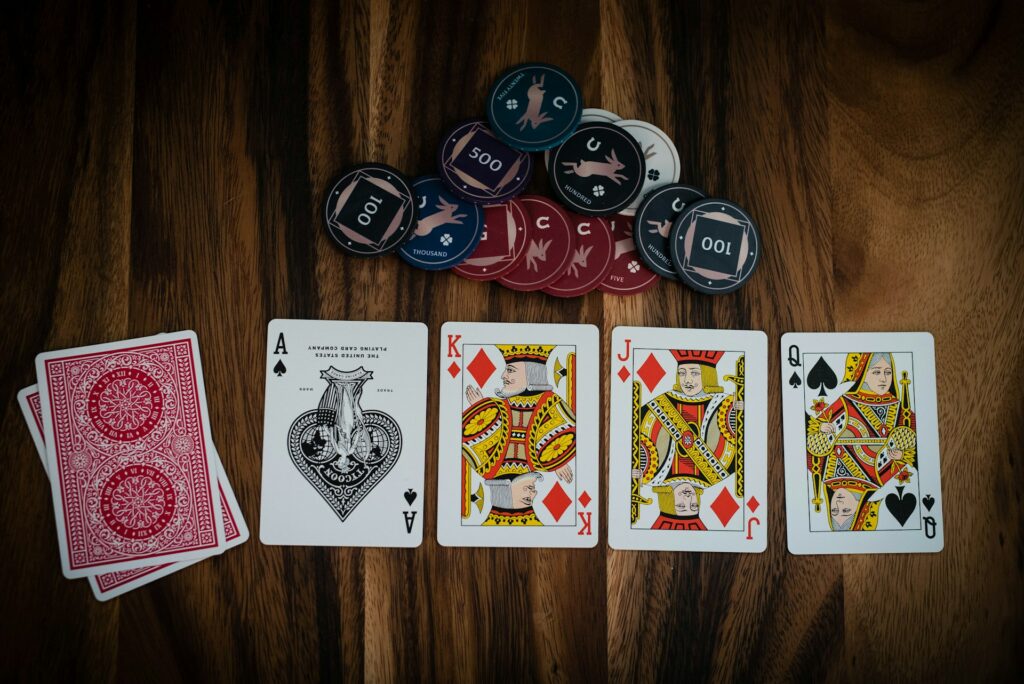 A Three-Of-A-Kind In Poker: The Power Of The Combination And How To Collect It At Rabona Italy