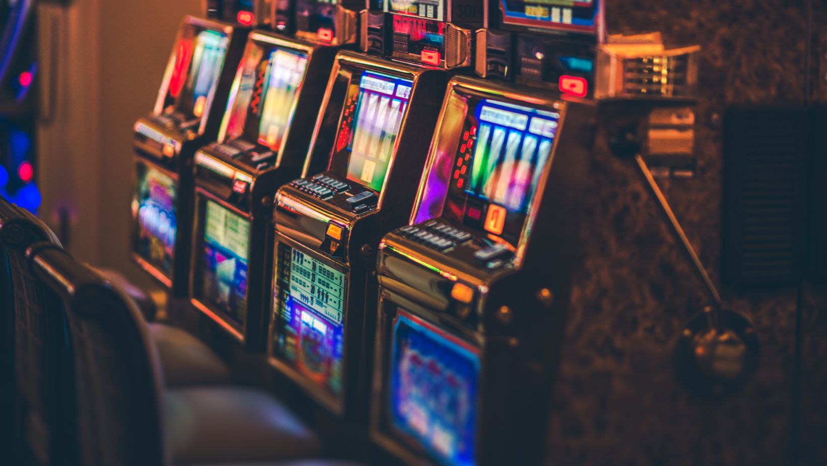 Free vs. Real Money Slots: Which Should You Play?