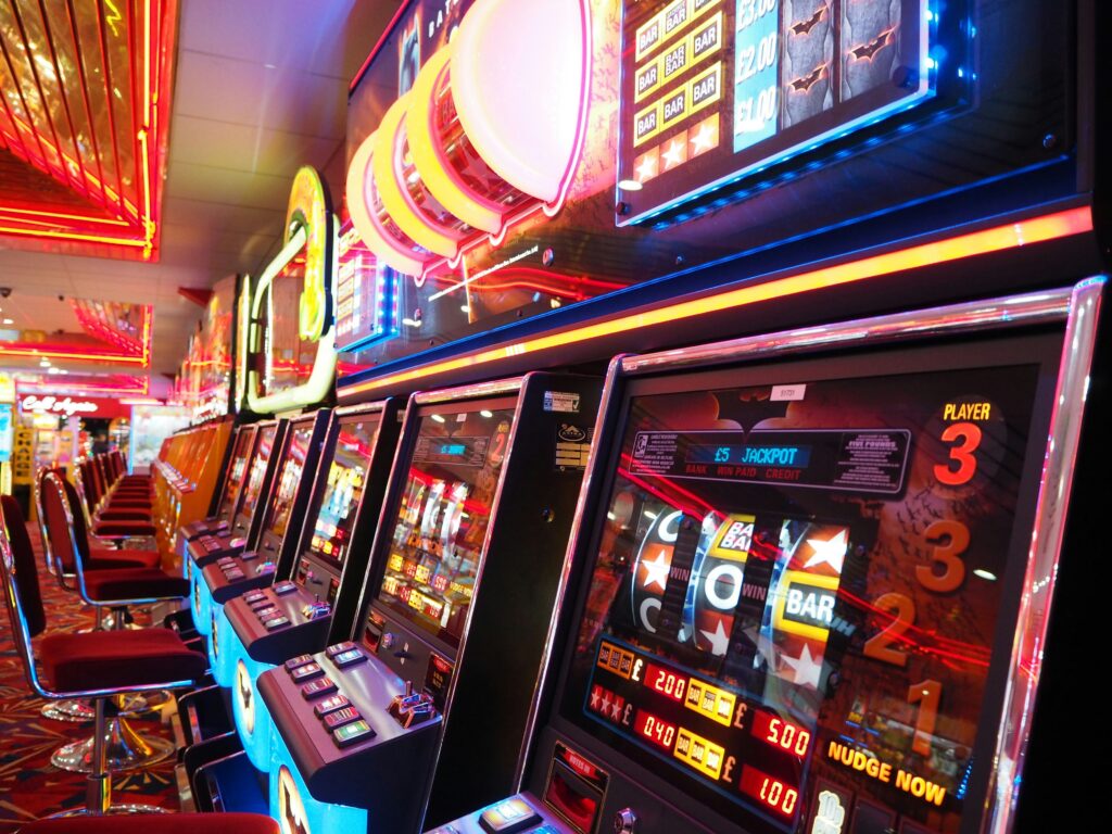 Classic Vs. Video Slots: Which One Delivers More Fun?