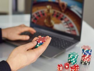 Why Simplicity Still Wins: The Enduring Popularity of Table Games Online